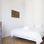 Private Apartment - Maubourg - Eiffel Tower