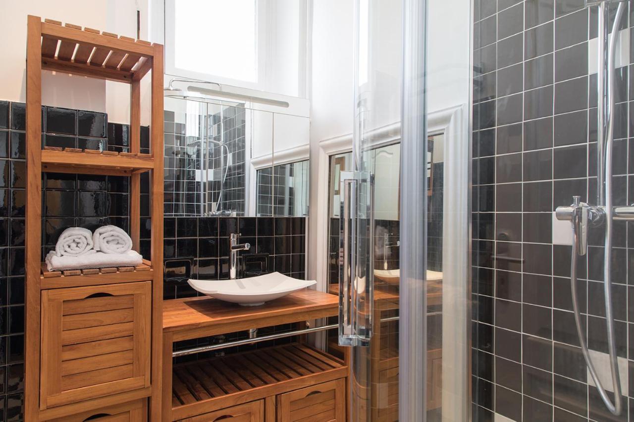 Private Apartment - Maubourg - Eiffel Tower