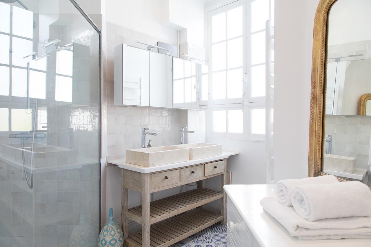 Private Apartment - Maubourg - Eiffel Tower Apartment